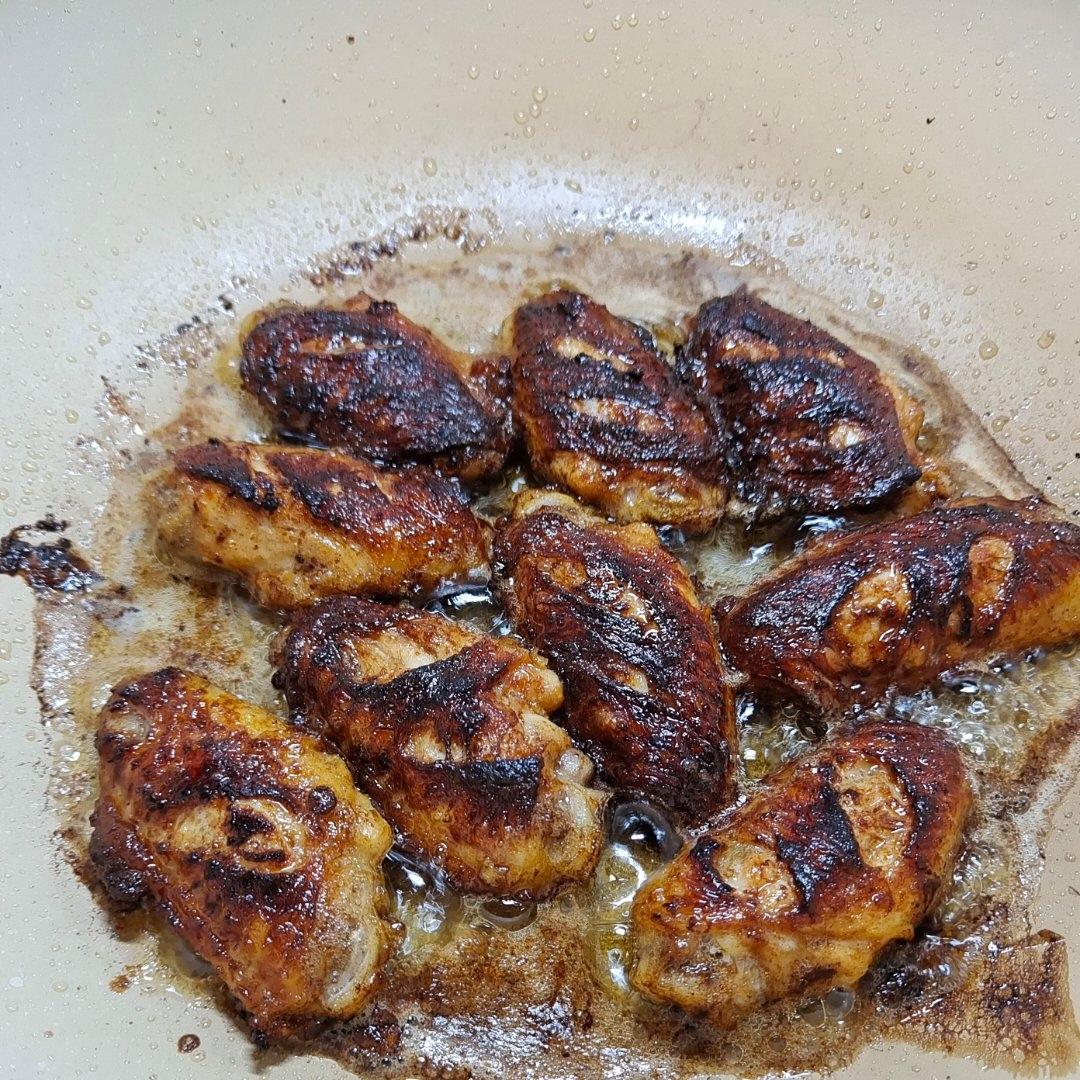 香煎鸡翅，这样做好吃到根本停不下来！