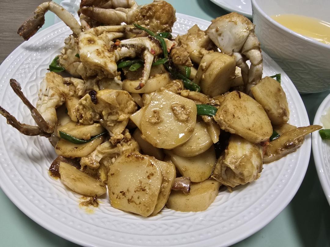 梭子蟹炒年糕～标准的江浙菜