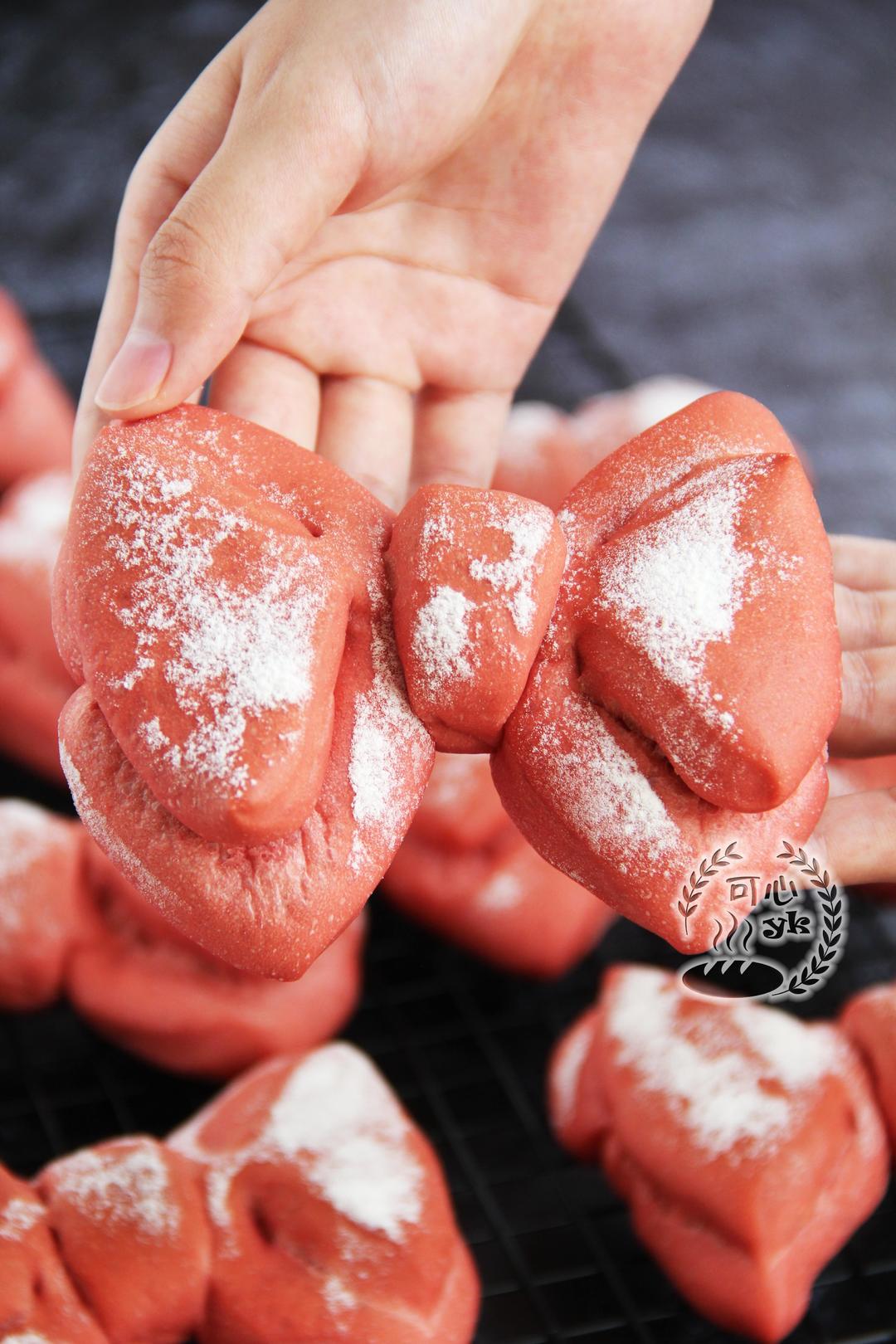 少女心爆棚的红色蝴蝶结面包的全部作品