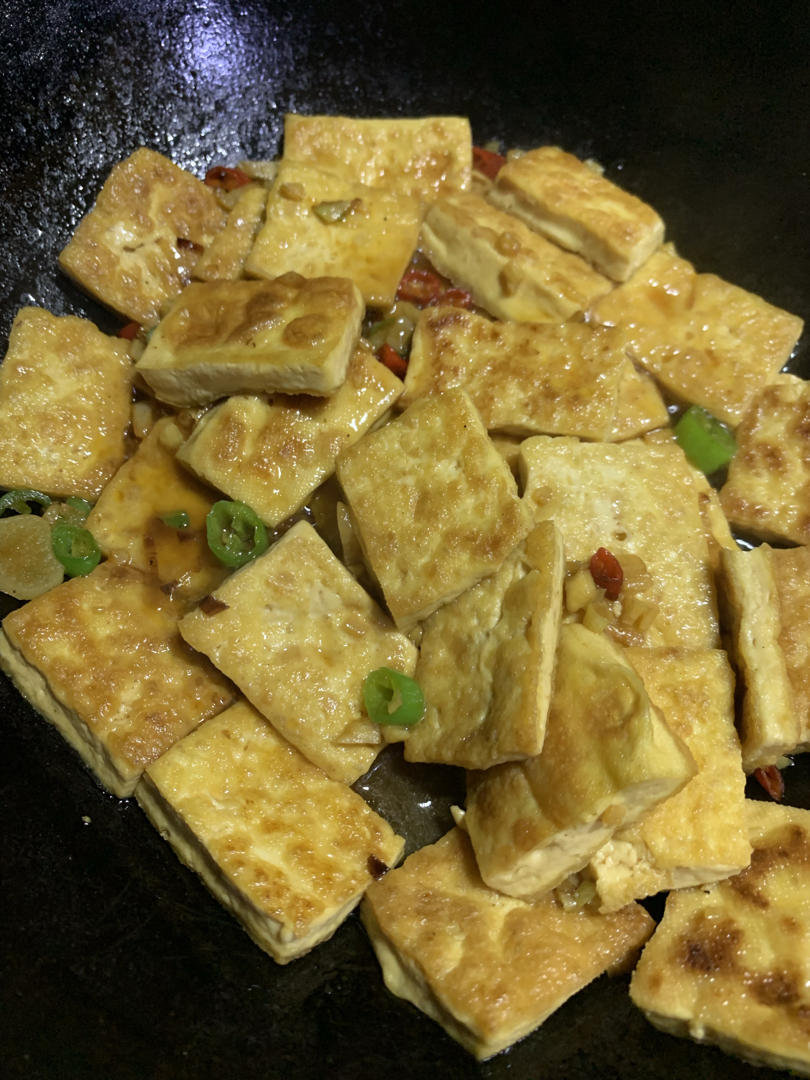 家常红烧豆腐块既简单又好吃[味好美照烧酱]