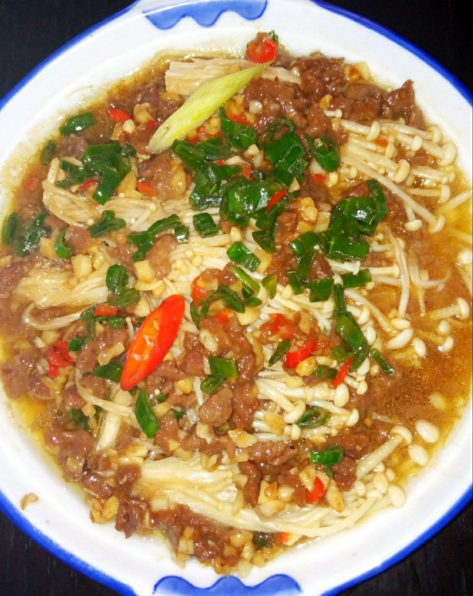 超美味又简单的蒜泥金针菇