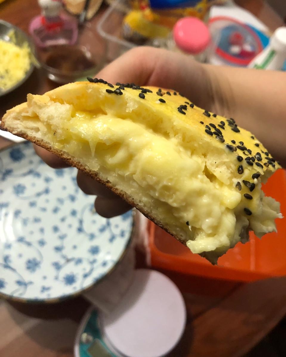 网红榴莲夹陷披萨