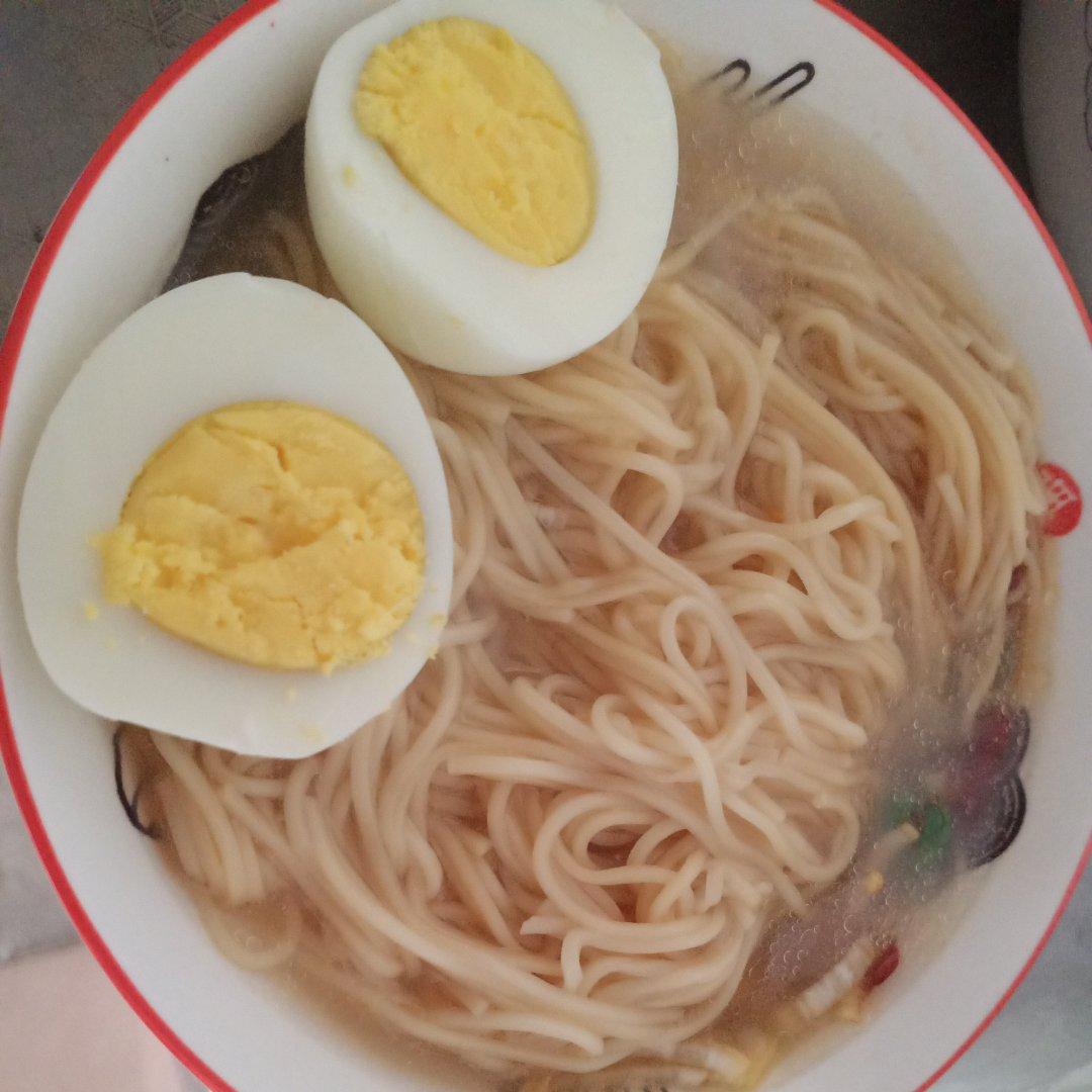 超简单的10分钟做好-热汤面