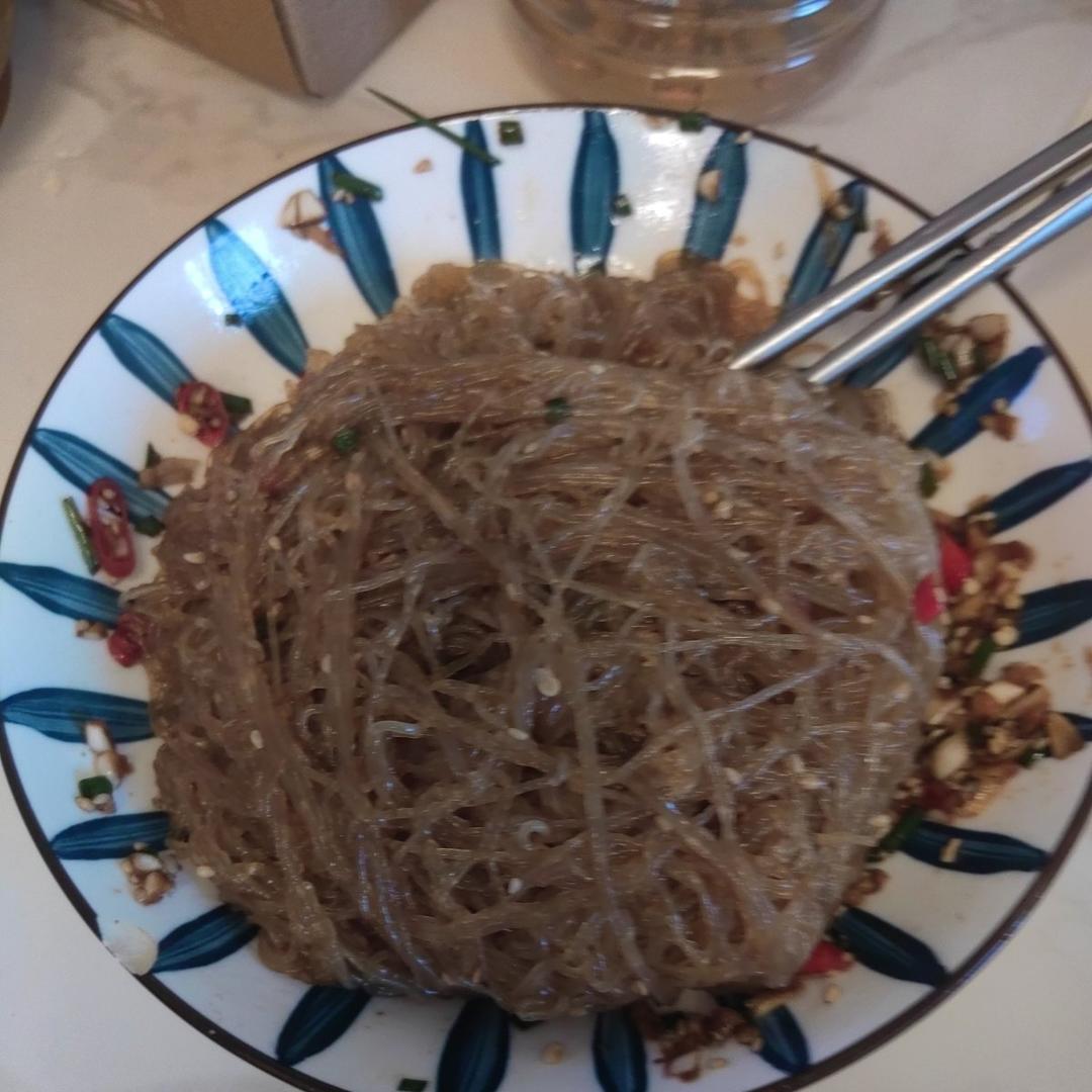 5分钟完成逆天好吃的凉拌粉丝