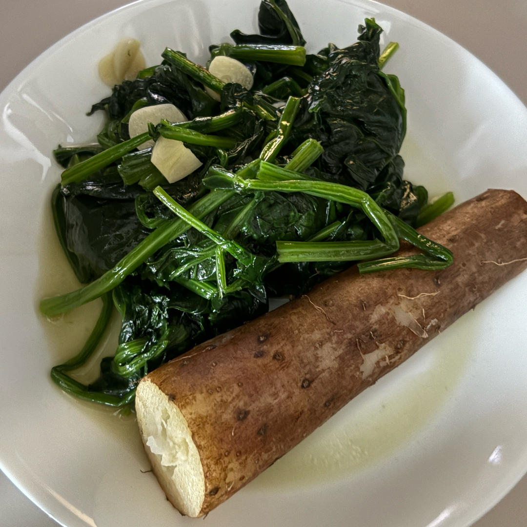 不涩口又嫩的清炒菠菜