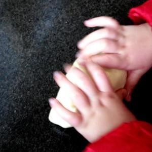 面包十五分钟手套膜及拉丝秘笈(附七岁儿童终极版)的做法 步骤18