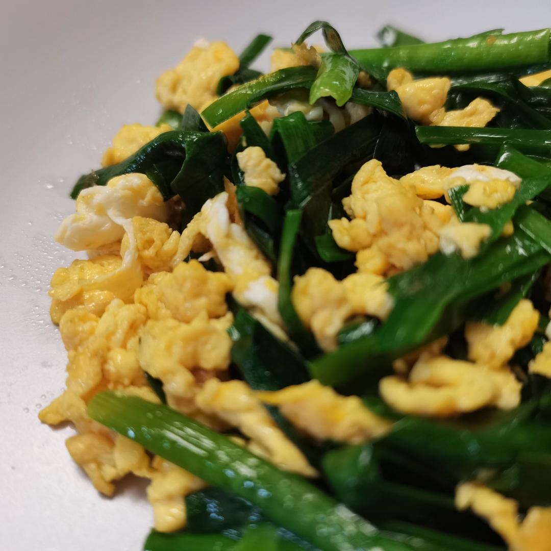 韭菜炒鸡蛋——三分钟快手下饭菜 掌握火候的秘诀