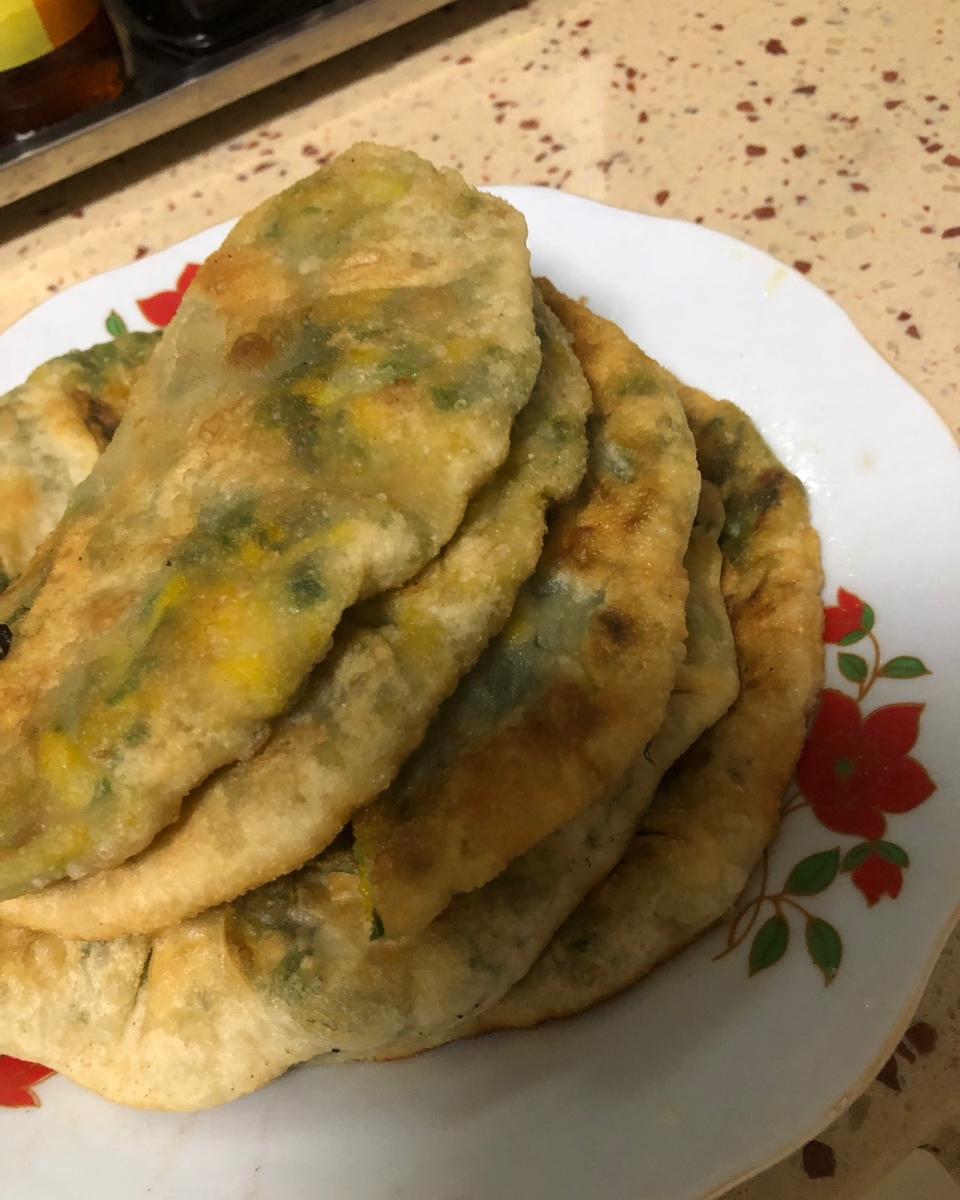 皮薄馅大～韭菜鸡蛋饼