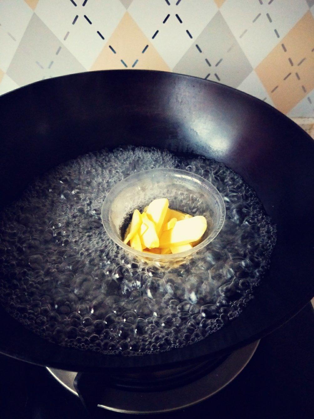 榴莲千层蛋糕（简单易成功）