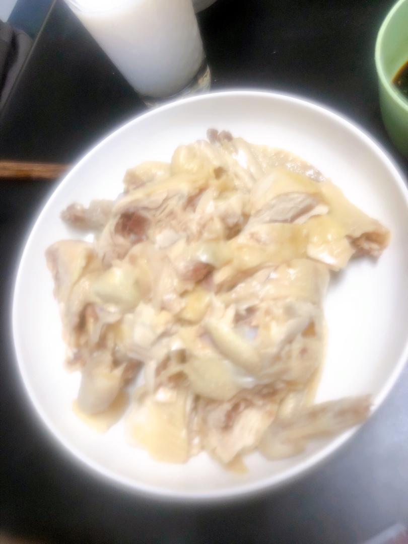 白切鸡，怀乡人教你做广东最好吃鸡味最足的白切三黄鸡