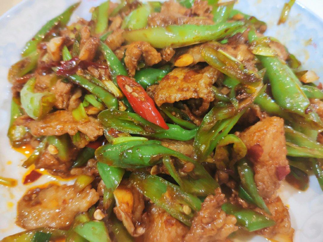 厨师长教你：“自贡小炒肉”的正宗做法，农家味十足