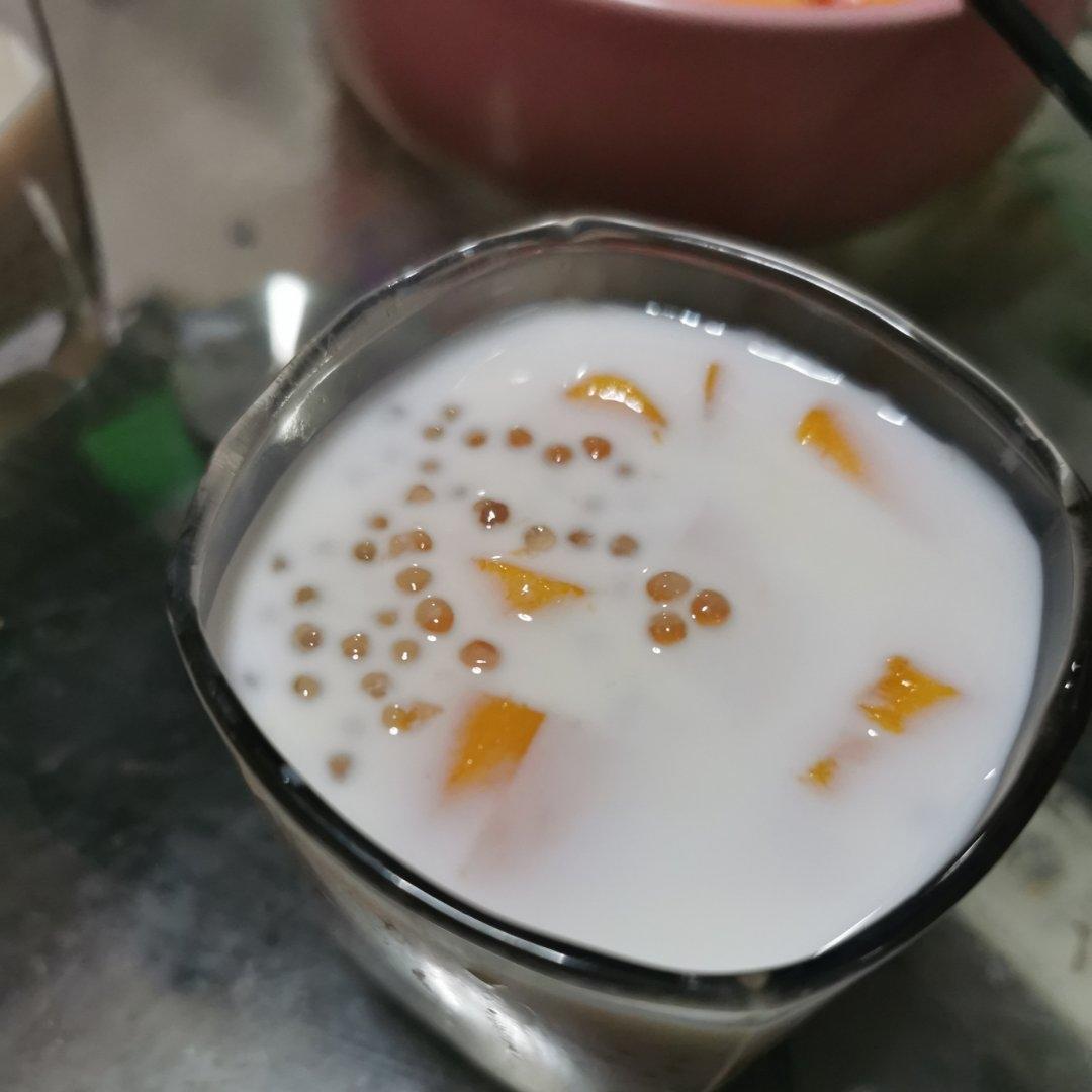 一口入魂！家庭版芒果西米露（附西米煮法）