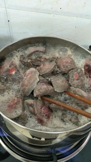 猪肺 石橄榄 橄榄汤的做法 步骤1