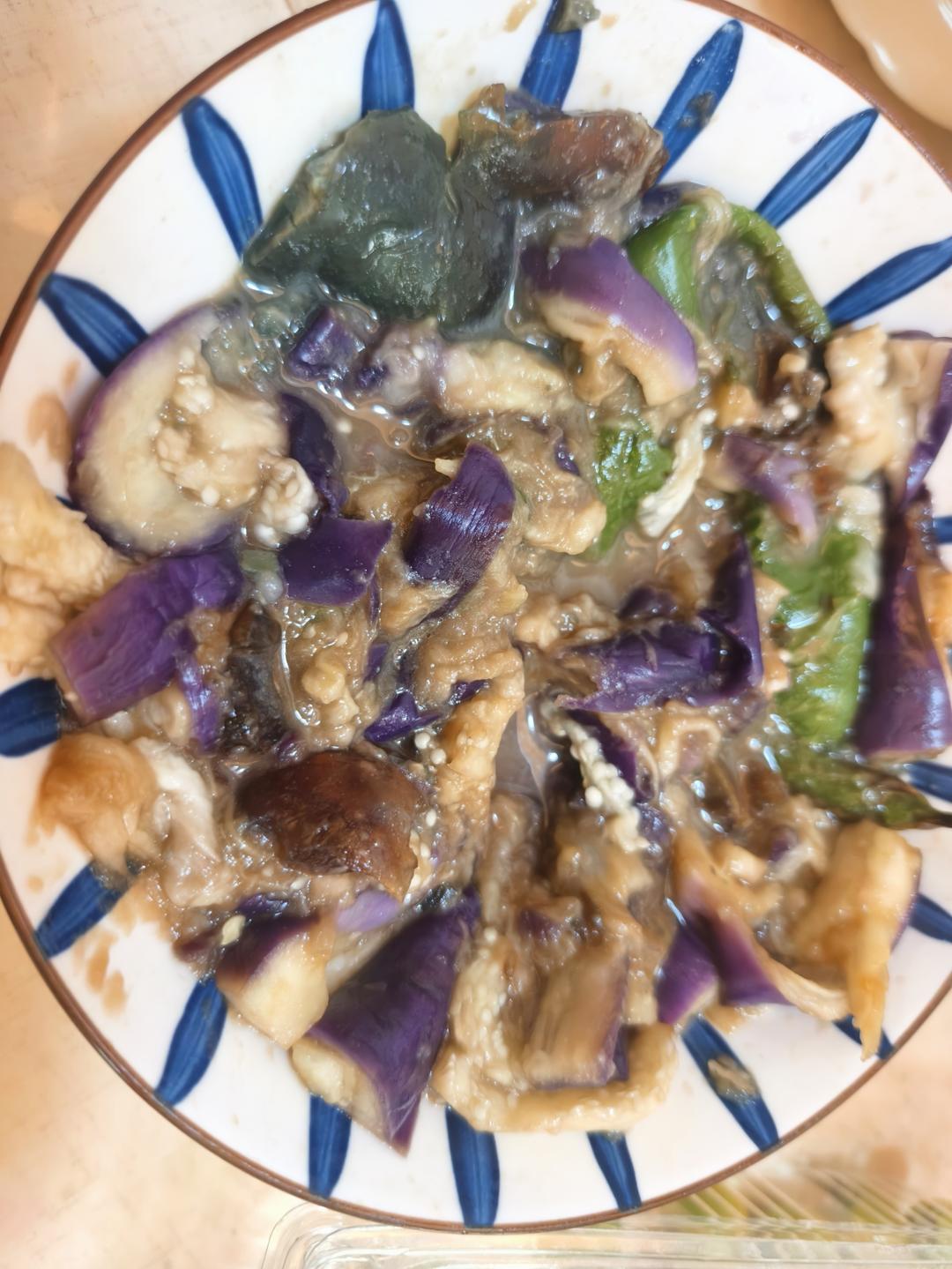 擂辣椒皮蛋茄子