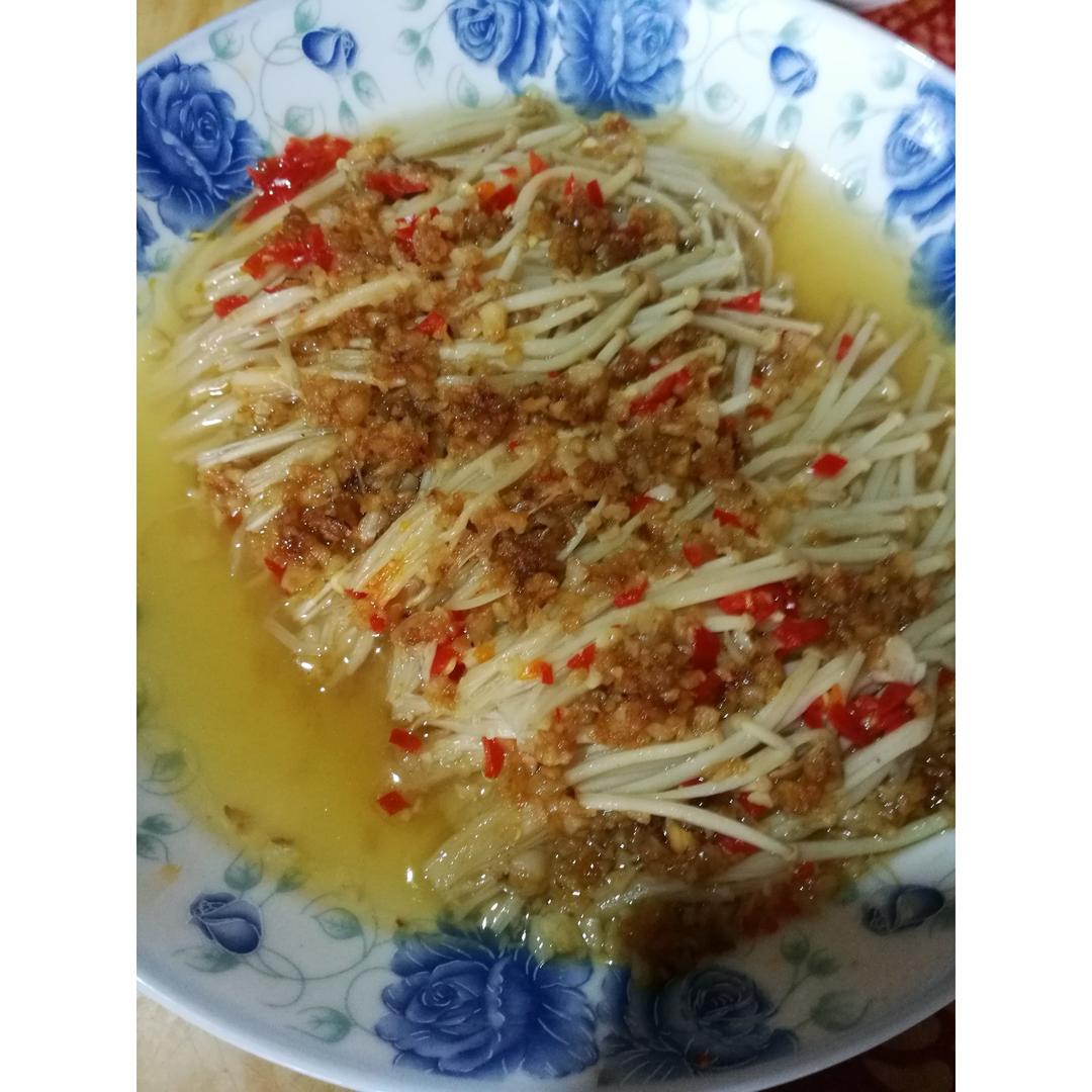 蒜蓉蒸金针菇