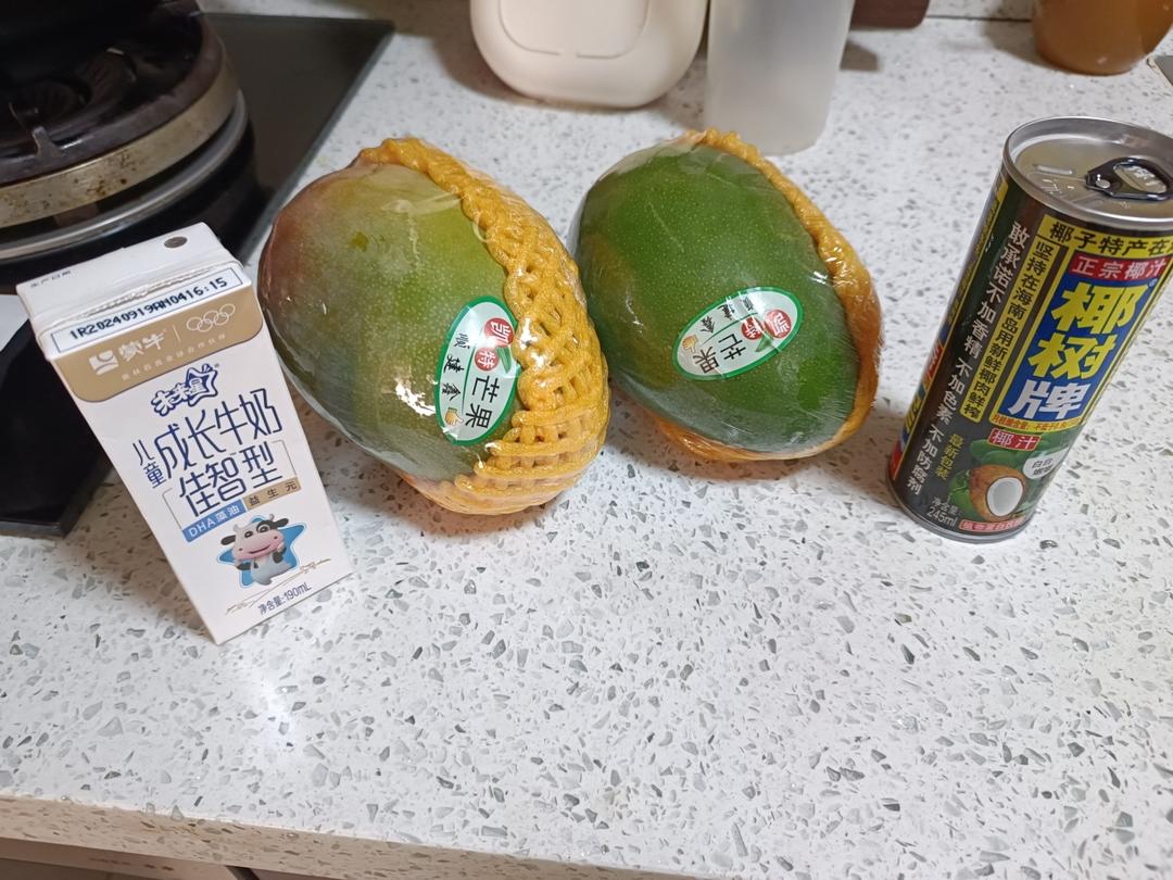 港式甜品——杨枝甘露(芒果西米露)附芒果花切法