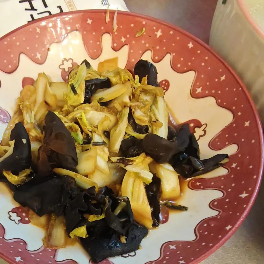 开胃下饭菜！醋溜白菜木耳