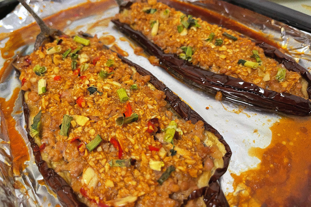 CC招牌菜销魂烤茄子，百吃不厌！