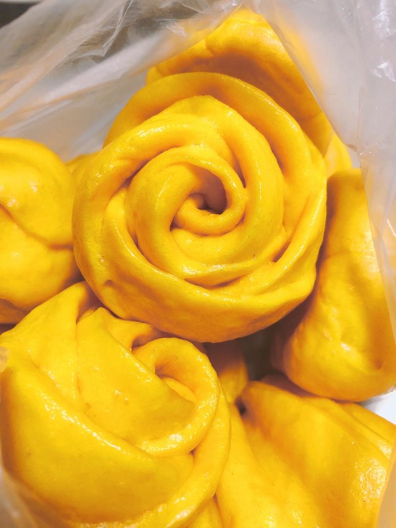 宝宝版玫瑰花馒头（紫薯牛奶馒头）