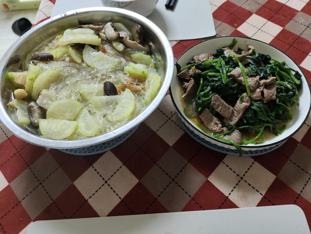 瑶柱虾米粉丝节瓜煲