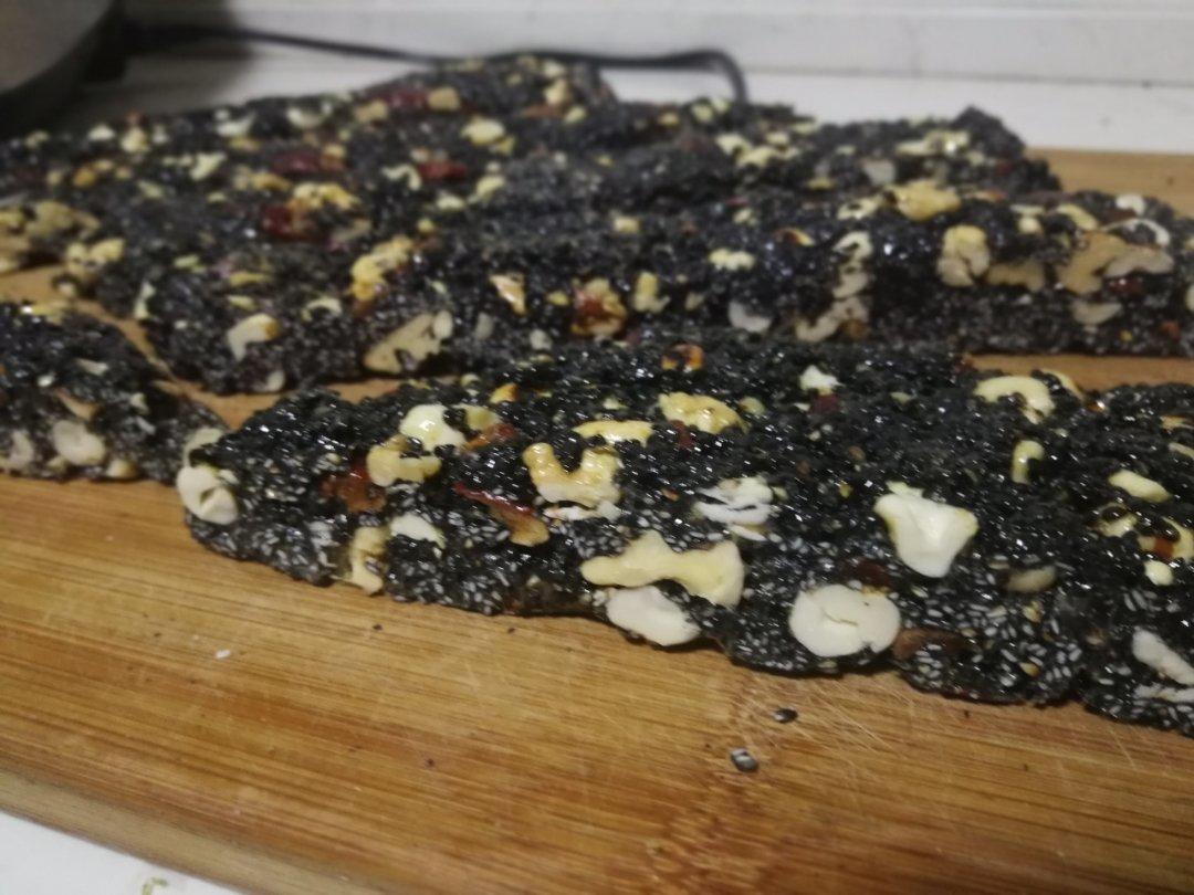 黑芝麻核桃花生枸杞红枣片（四物糕升级版）