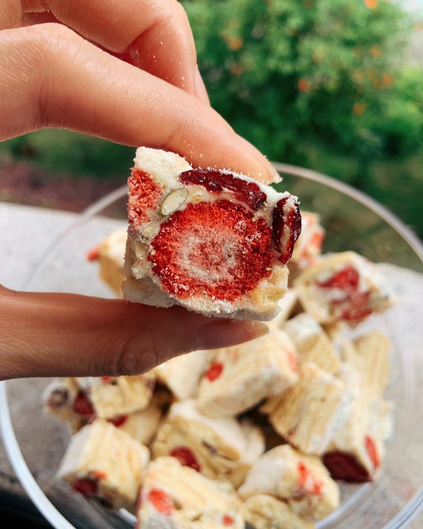 超简单又好吃的雪花酥