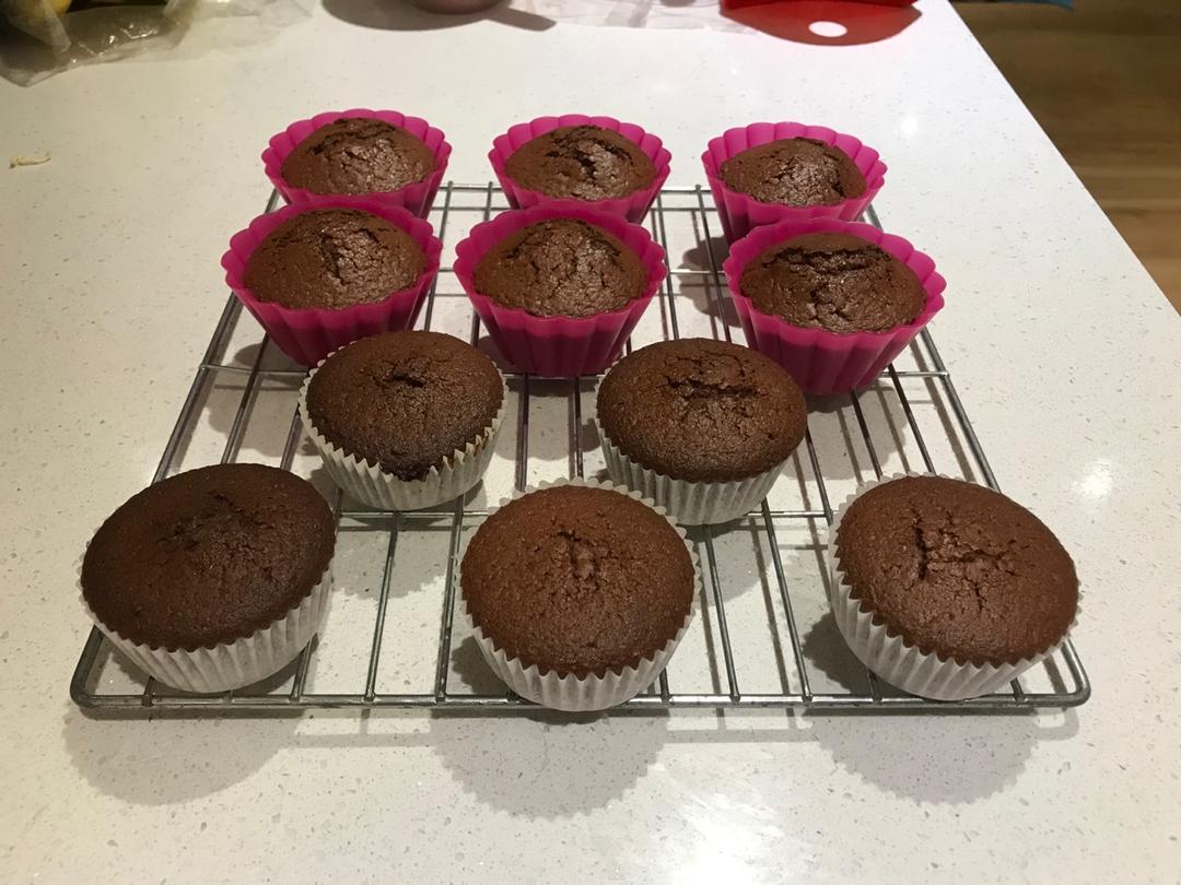 可可巧克力Cupcake纸杯子海绵蛋糕（甜品台都用本方）C6