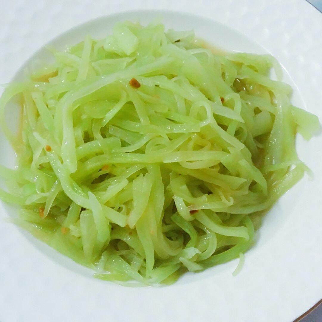 清炒莴笋丝