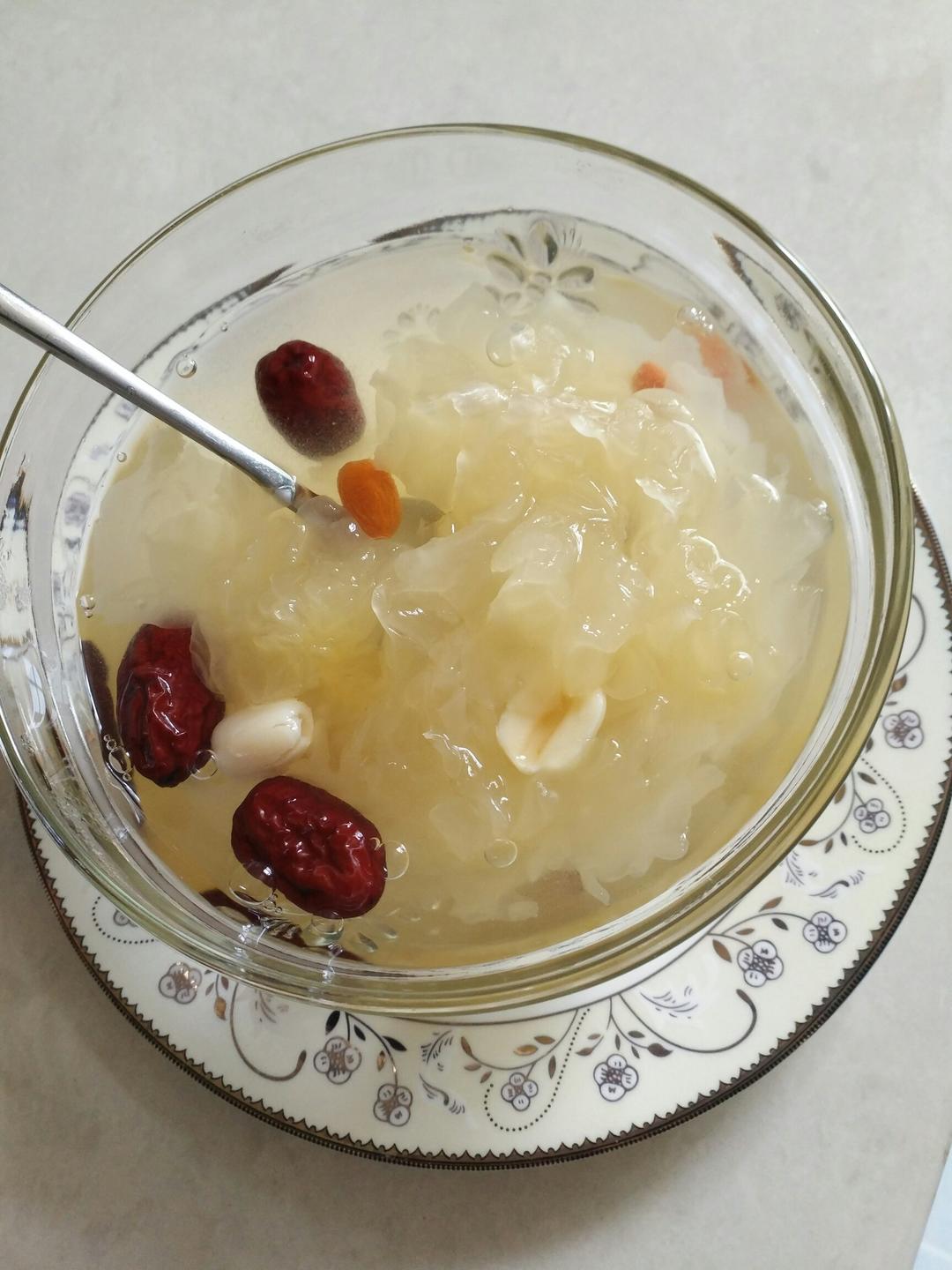 山东诺儿做的红枣银耳莲子羹