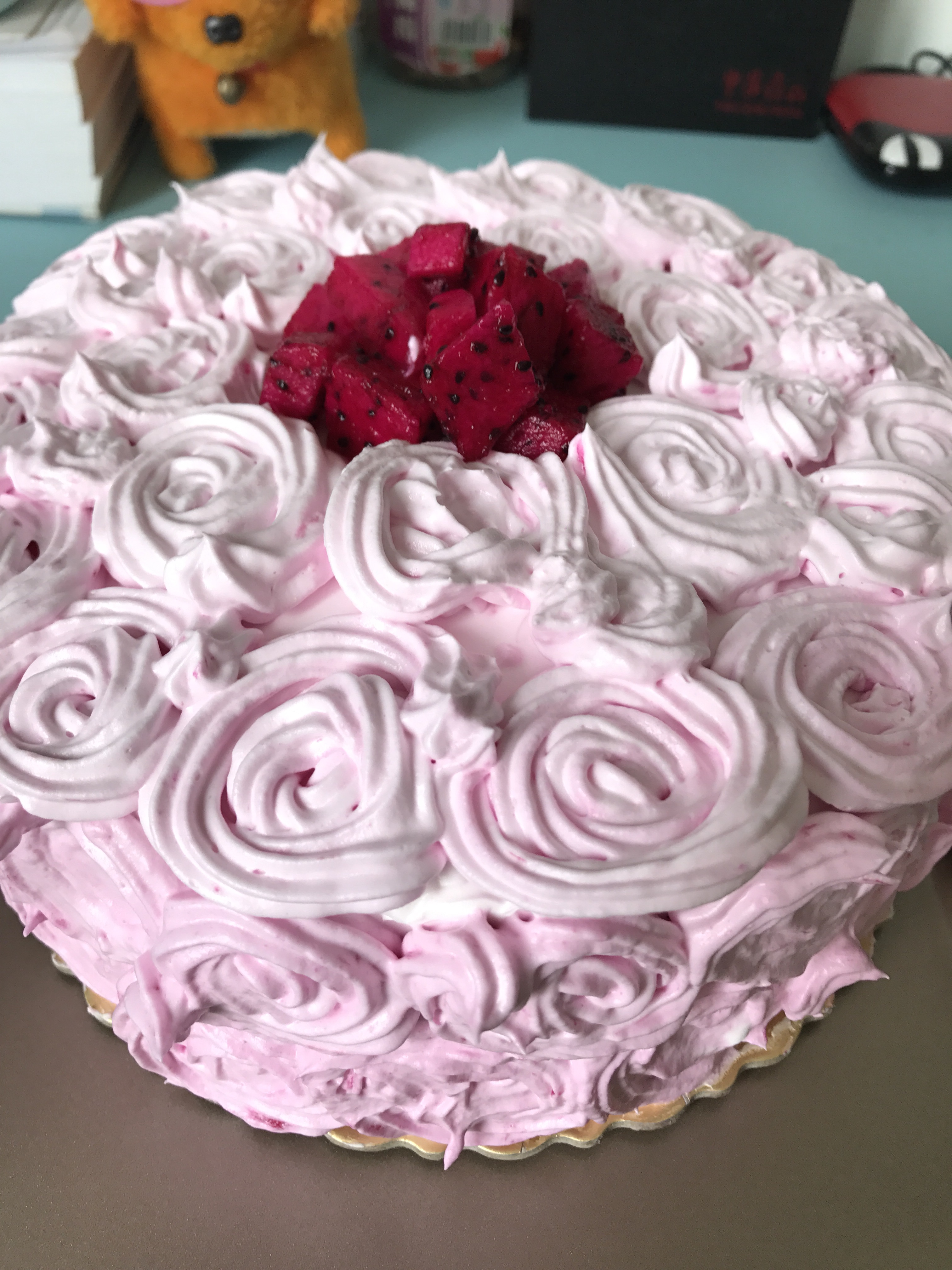火龙果玫瑰蛋糕的做法