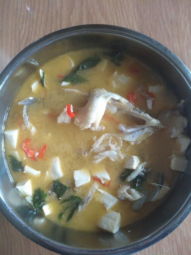 鱼头豆腐汤