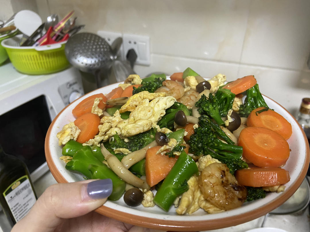 低脂低卡减脂餐～黑椒虾仁西兰花