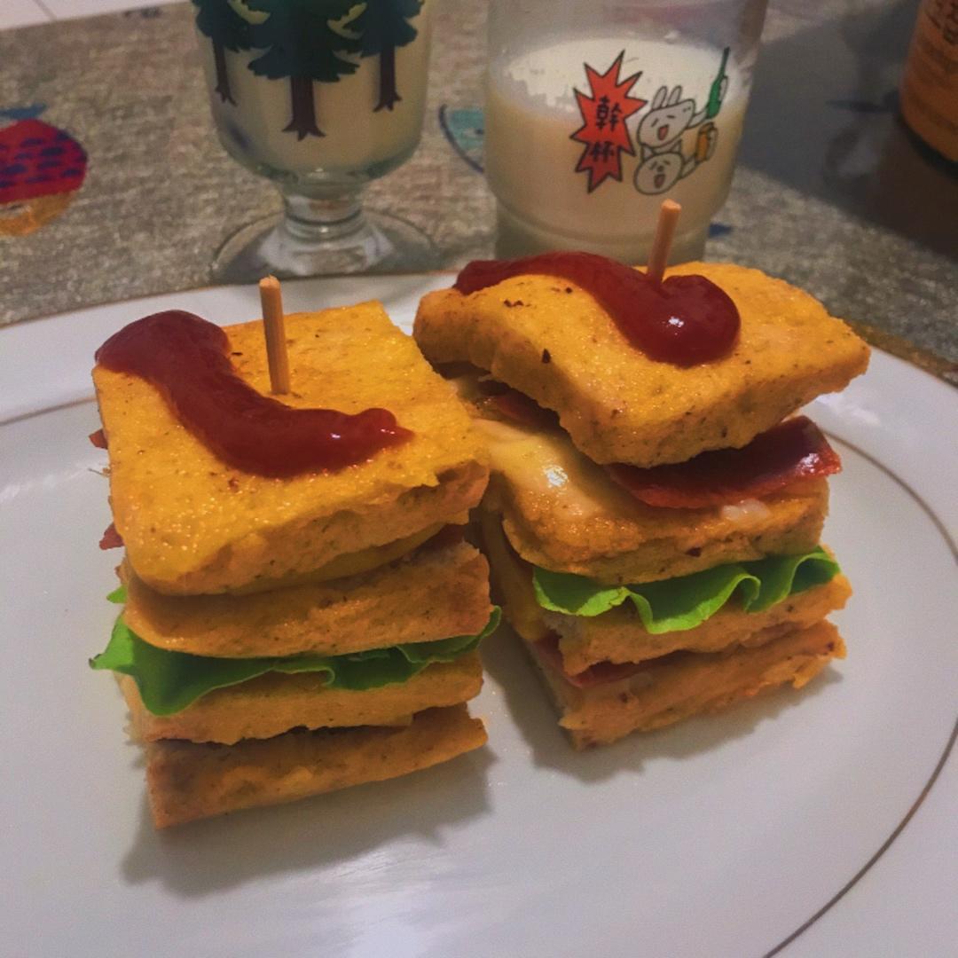 吐司火腿三明治（简单快捷的早餐）