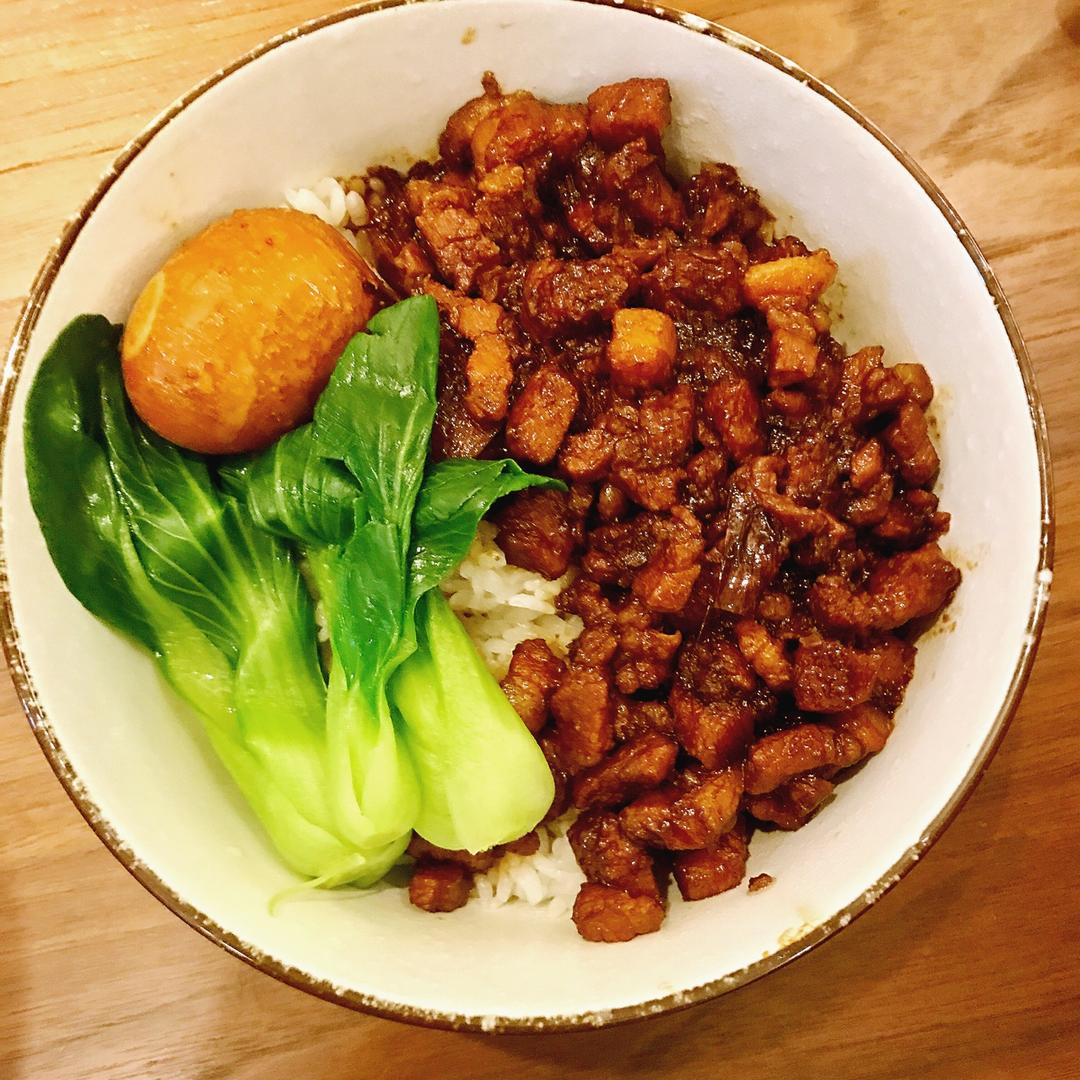 深海闪电虾1989做的台式卤肉饭