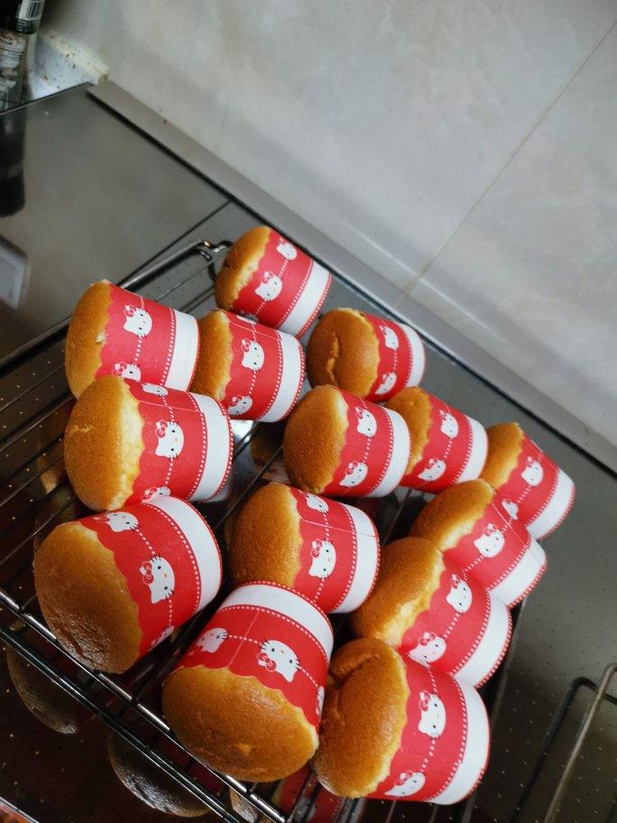 纸杯蛋糕 8寸戚风蛋糕的量