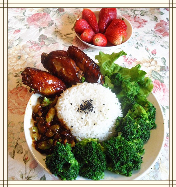 蒜香蜜汁烤鸡翅