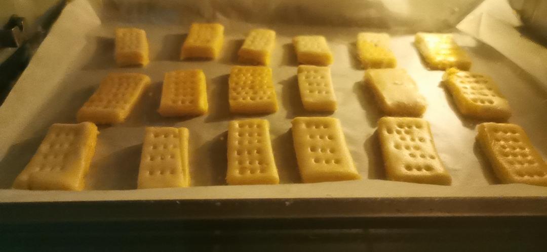 咸蛋黄饼干