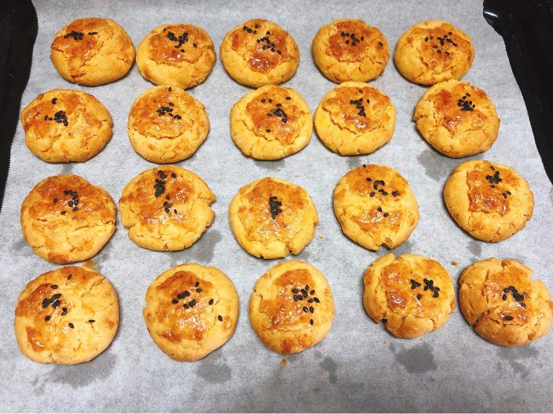 🔥日卖万盒👉椰香金沙咸蛋黄酥💥蛋黄控大爱‼️