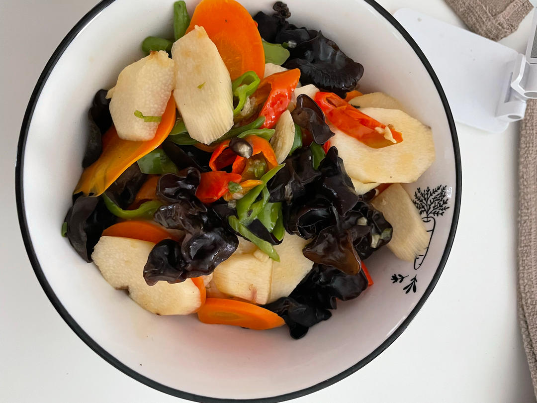 养生食谱之木耳炒山药