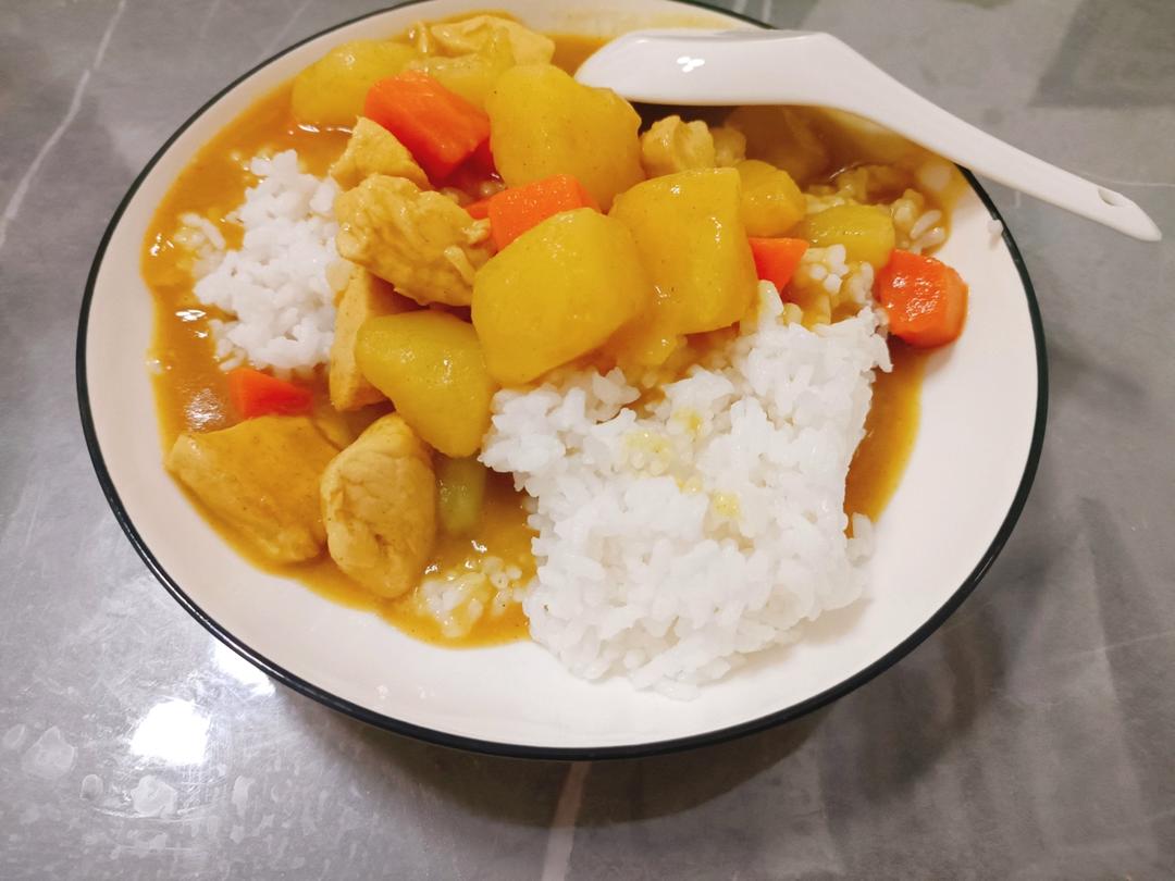零失败日式咖喱鸡肉饭！！最正宗日本家庭做法！简单又好吃！