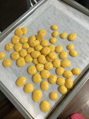 蛋黄小溶豆的做法 步骤4