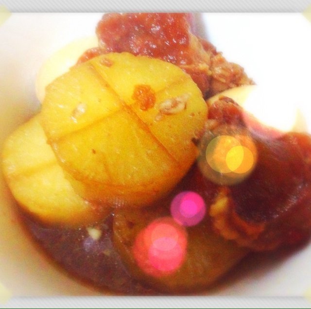 萝卜炖牛筋加蛋