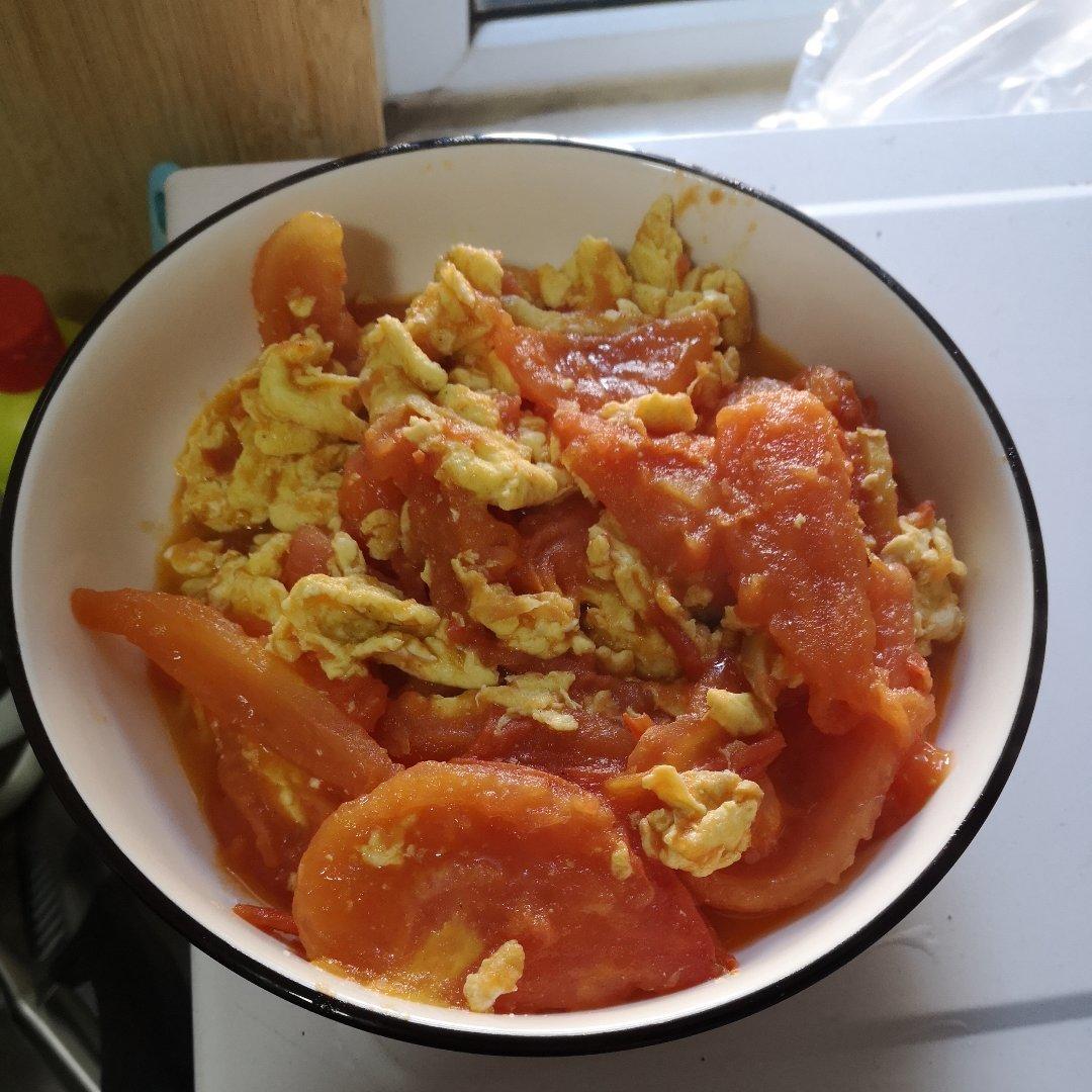 西红柿炒鸡蛋时，多加这一步，鸡蛋香嫩又入味