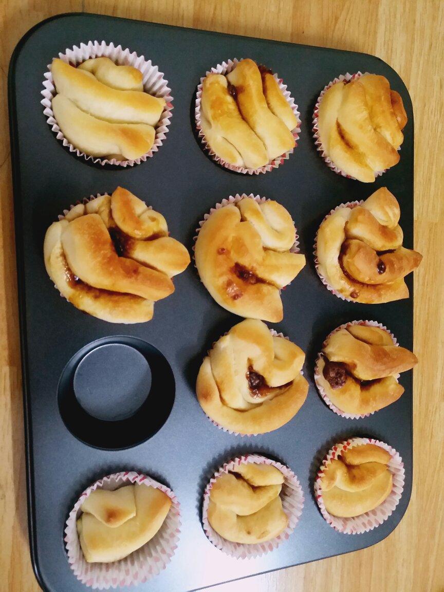 香香软软，层层叠叠的红糖小面包