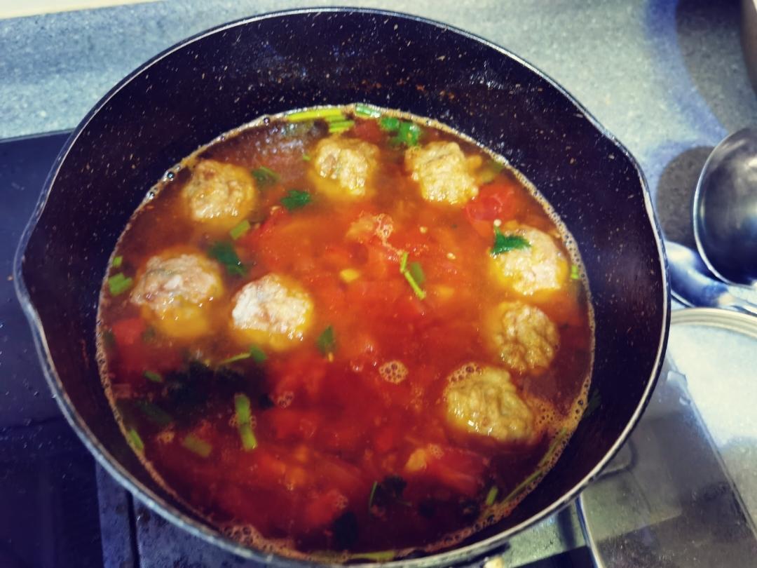 西红柿肉丸汤
