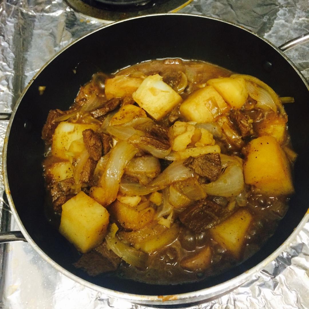 土豆炖牛肉