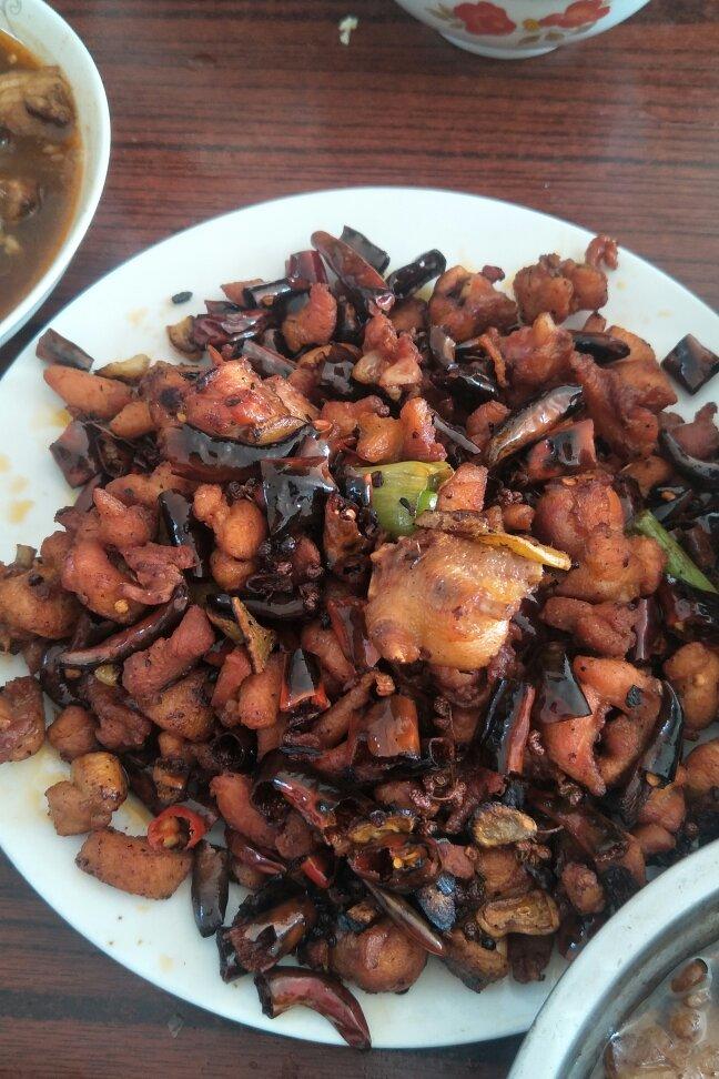 辣子鸡丁