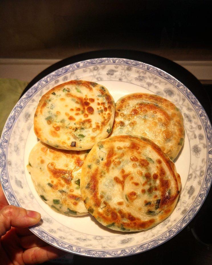 葱油饼（附外酥里嫩的技巧）