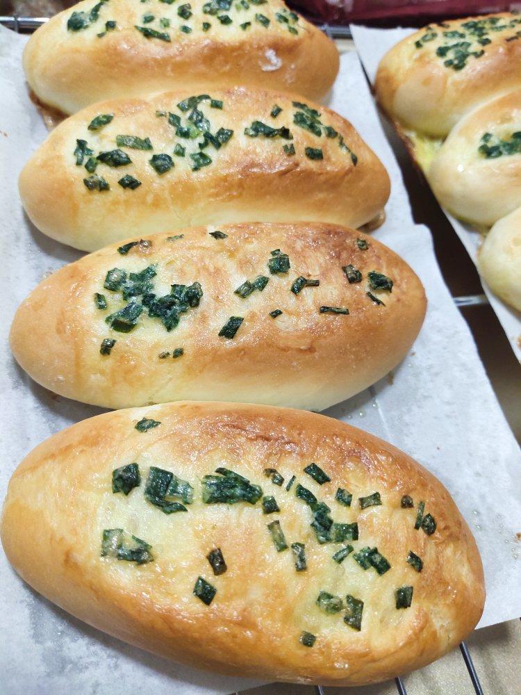 婕婍妈咪做的液种葱香面包75台式经典面包