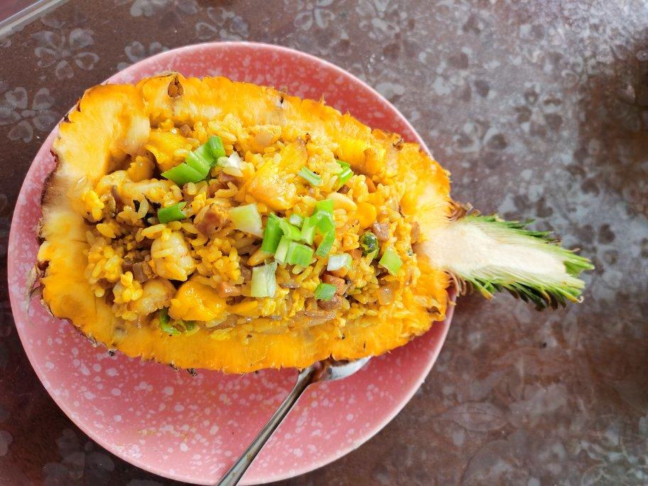 虾仁菠萝炒饭